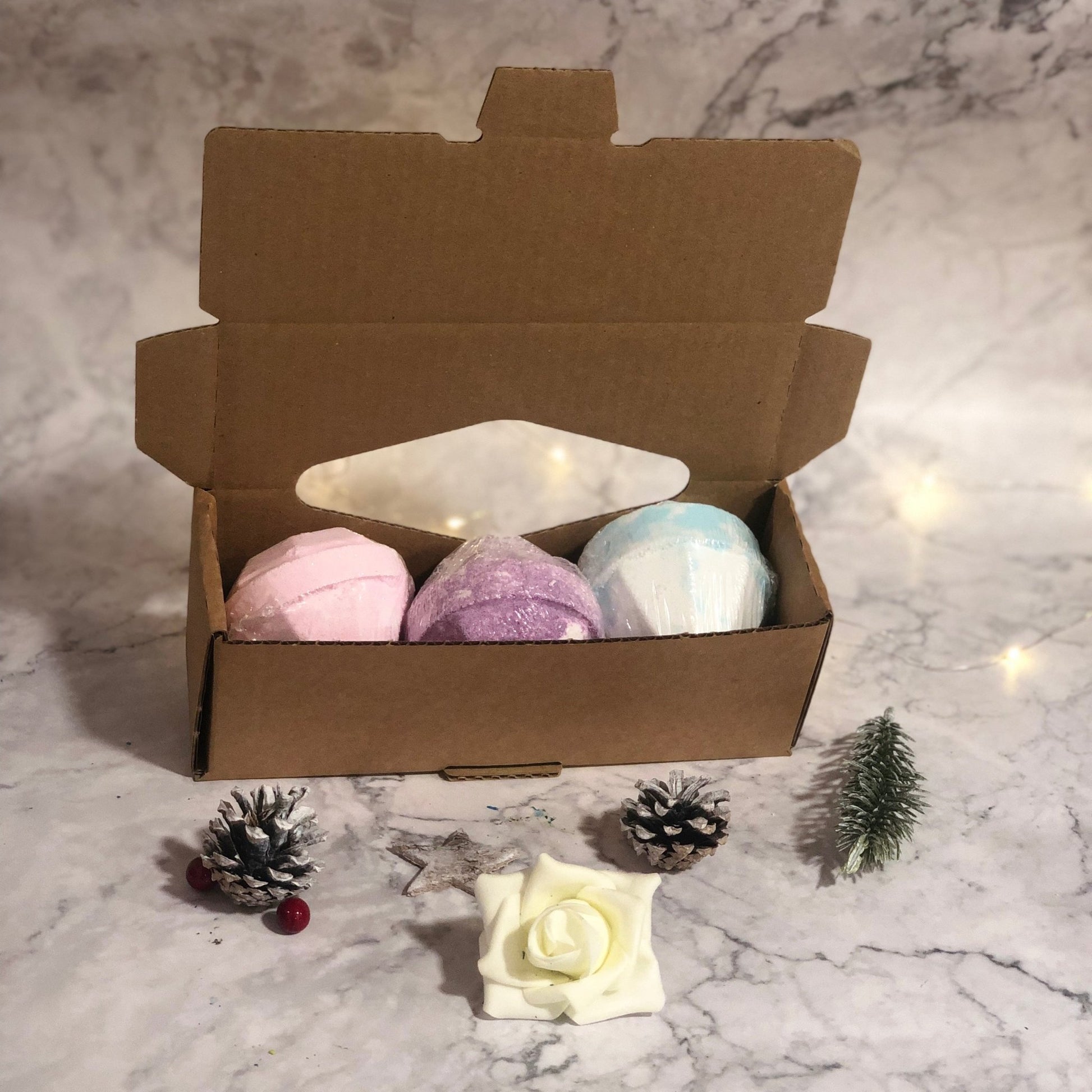 Set Of 3 Gemstone Bathbombs Gift Pack - Mix 1 - Dai’s Sundries