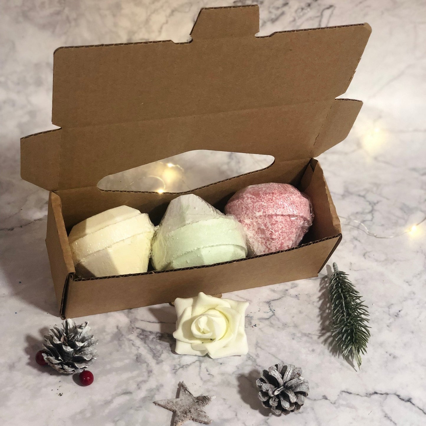 Set Of 3 Gemstone Bathbombs Gift Pack - Mix 2 - Dai’s Sundries